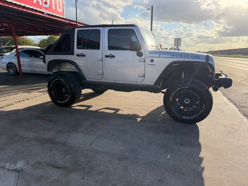 Photo 32 of this JEEP WRANGLER