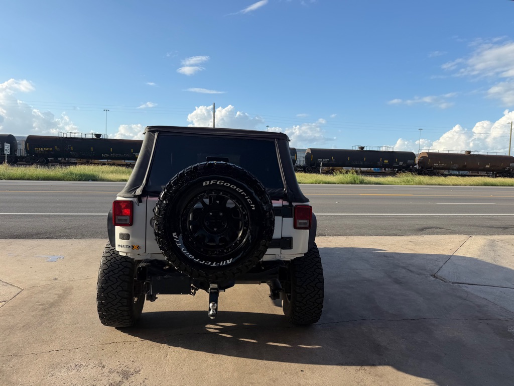 Photo 13 of this JEEP WRANGLER