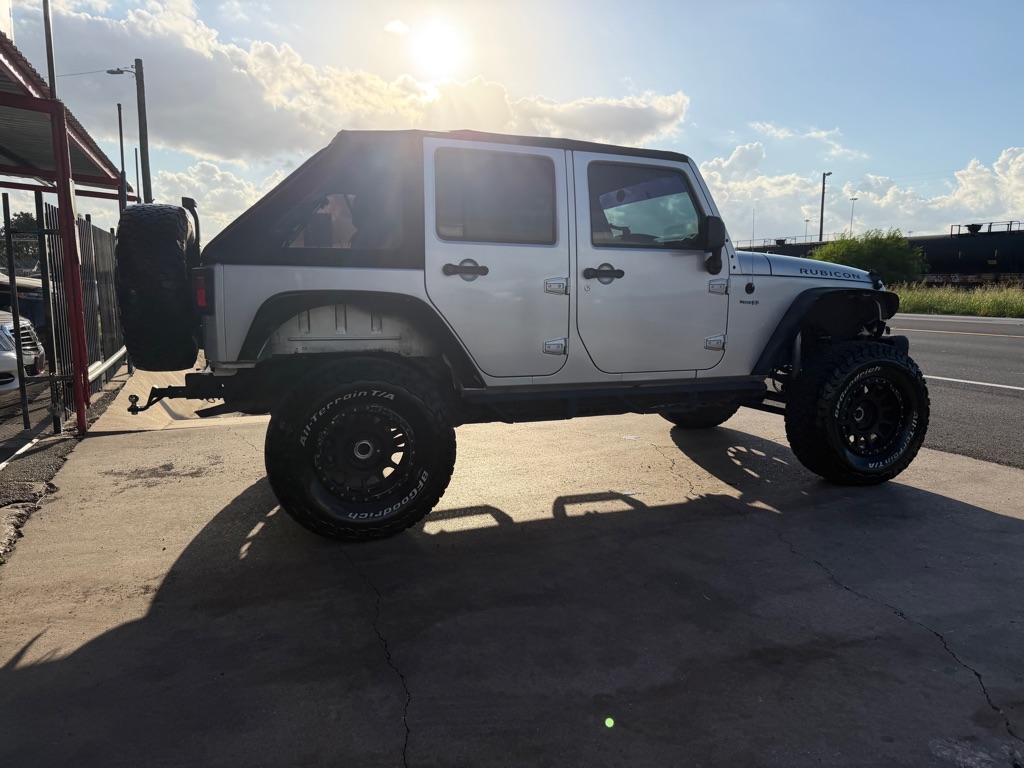 Photo 14 of this JEEP WRANGLER