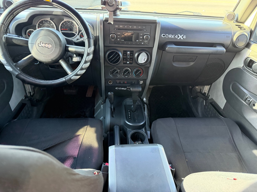 Photo 20 of this JEEP WRANGLER