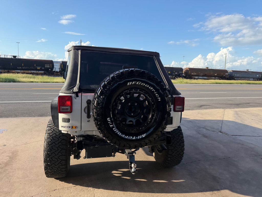 Photo 11 of this JEEP WRANGLER