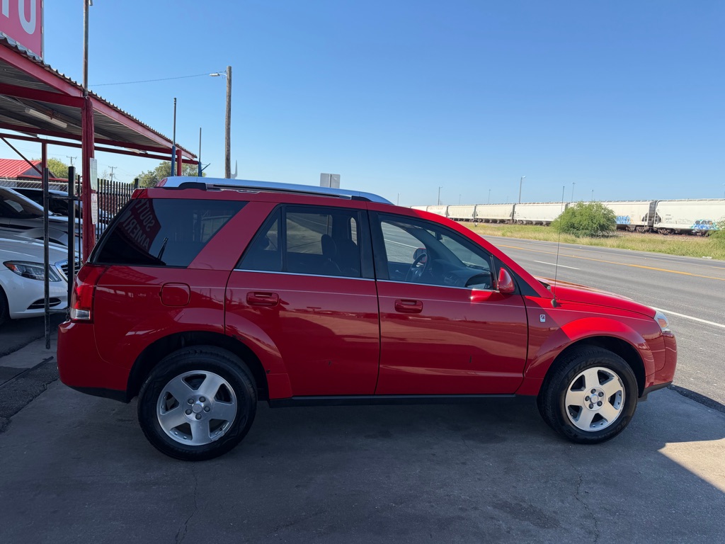 Photo 34 of this SATURN VUE