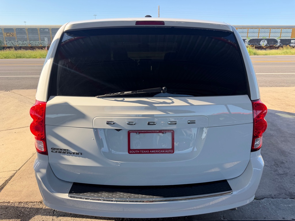 Photo 26 of this DODGE GRAND CARAVAN