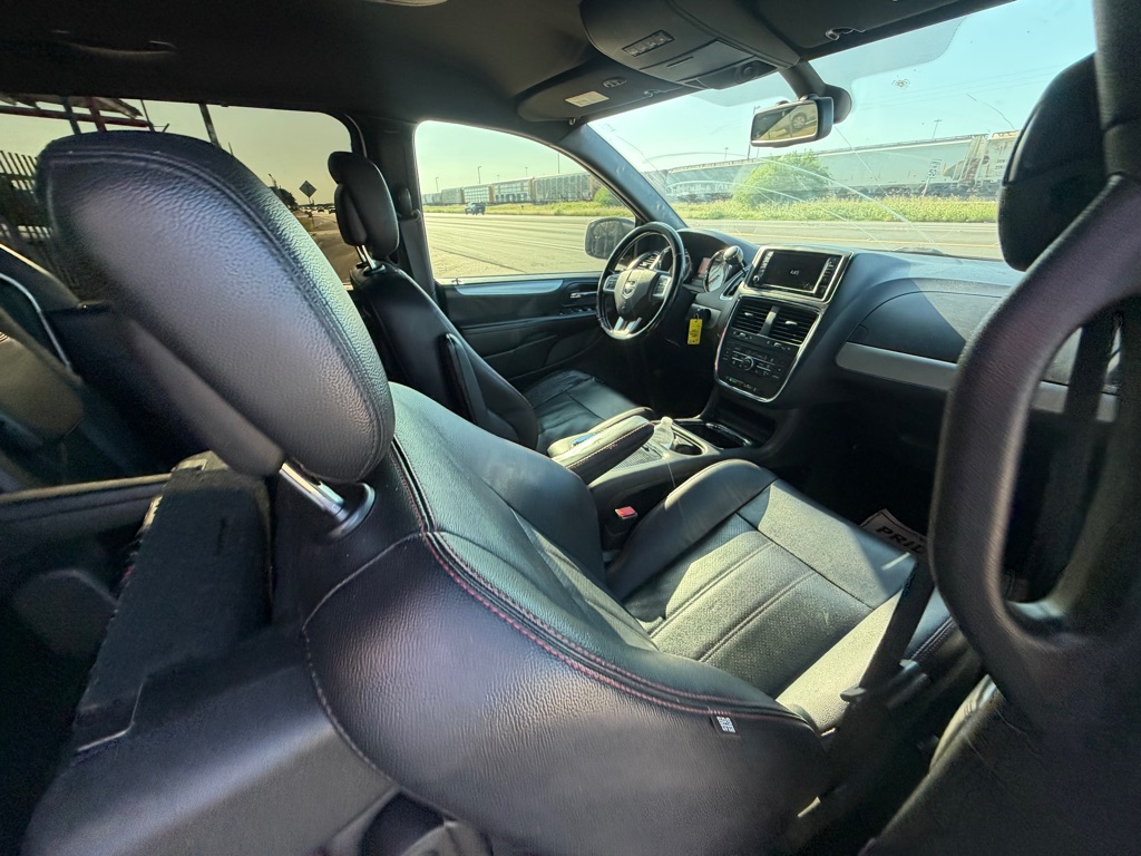 Photo 59 of this DODGE GRAND CARAVAN