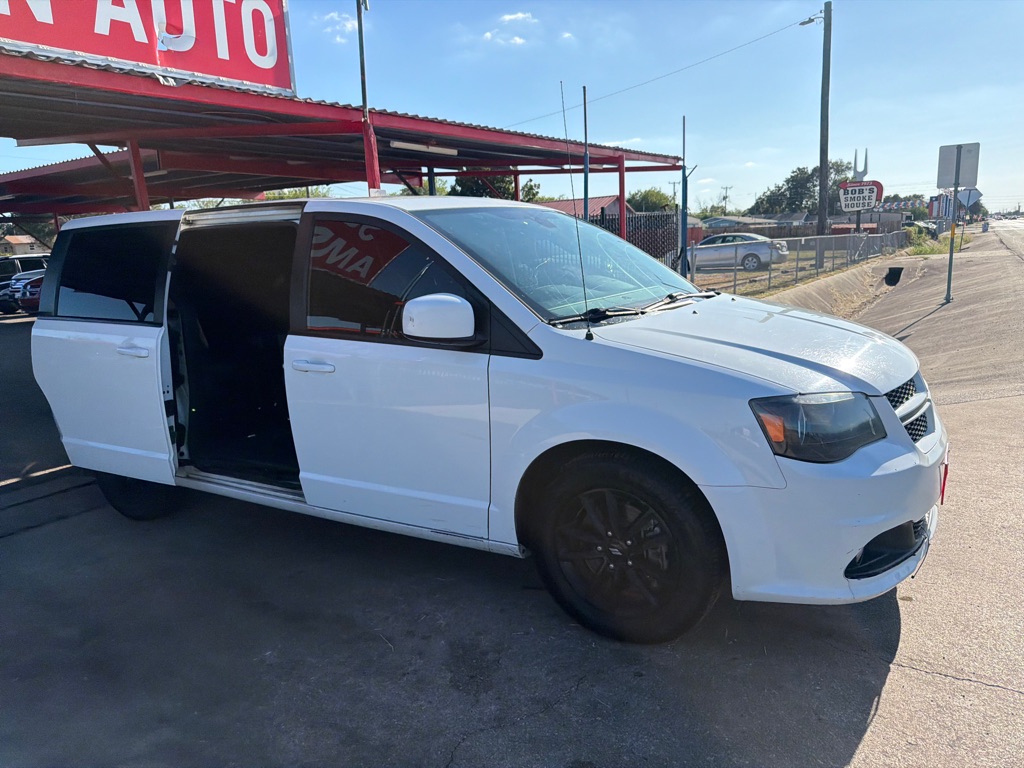 Photo 23 of this DODGE GRAND CARAVAN