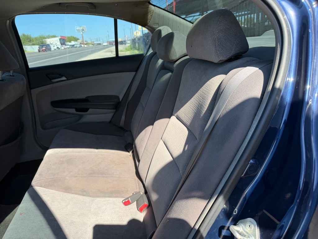 Photo 31 of this HONDA ACCORD