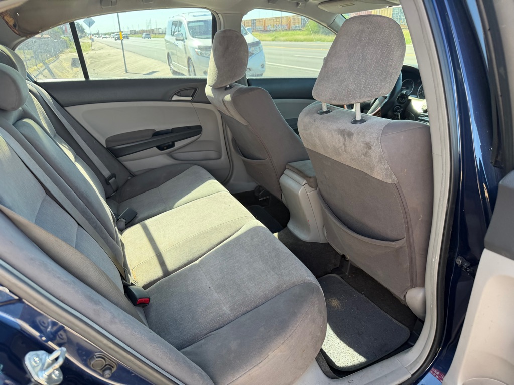 Photo 28 of this HONDA ACCORD