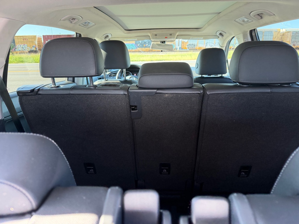 Photo 37 of this VOLKSWAGEN TIGUAN