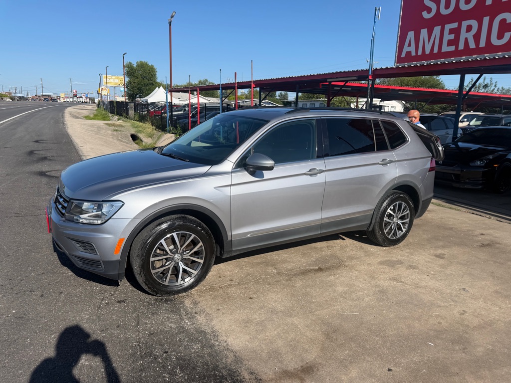 Photo 18 of this VOLKSWAGEN TIGUAN