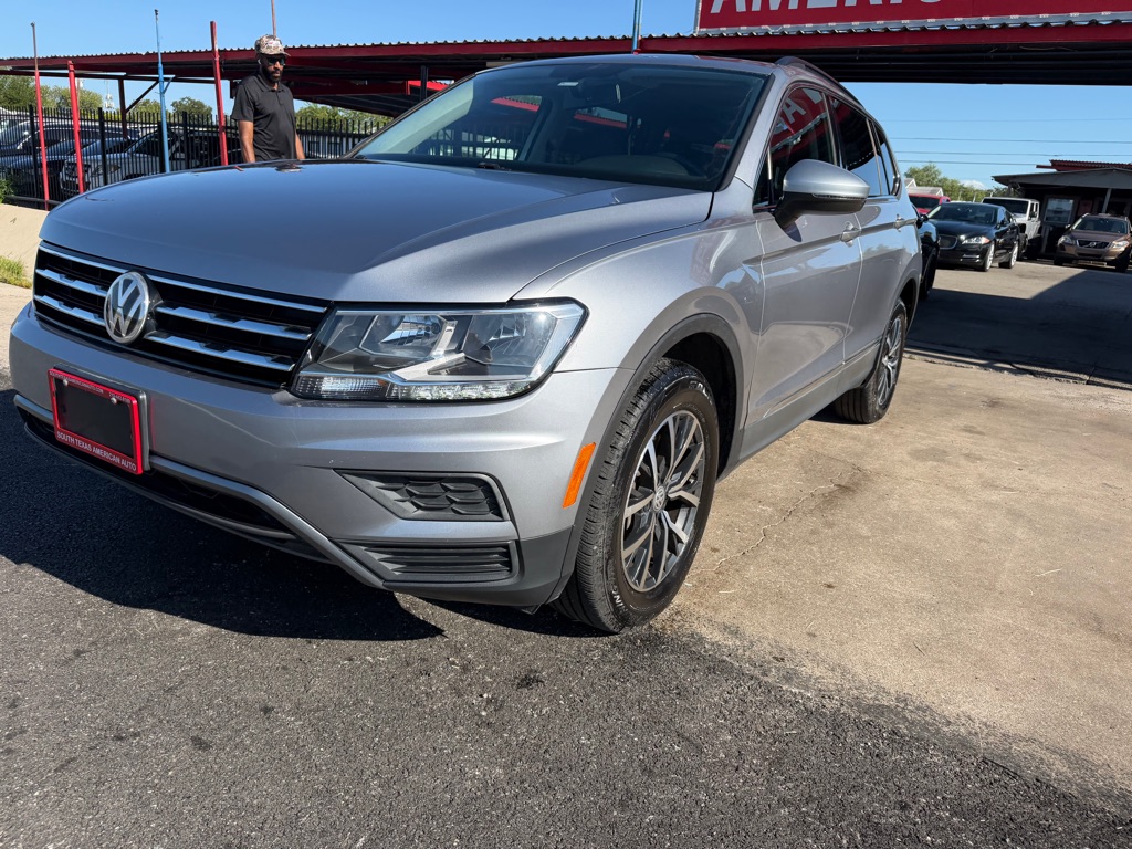 Photo 30 of this VOLKSWAGEN TIGUAN