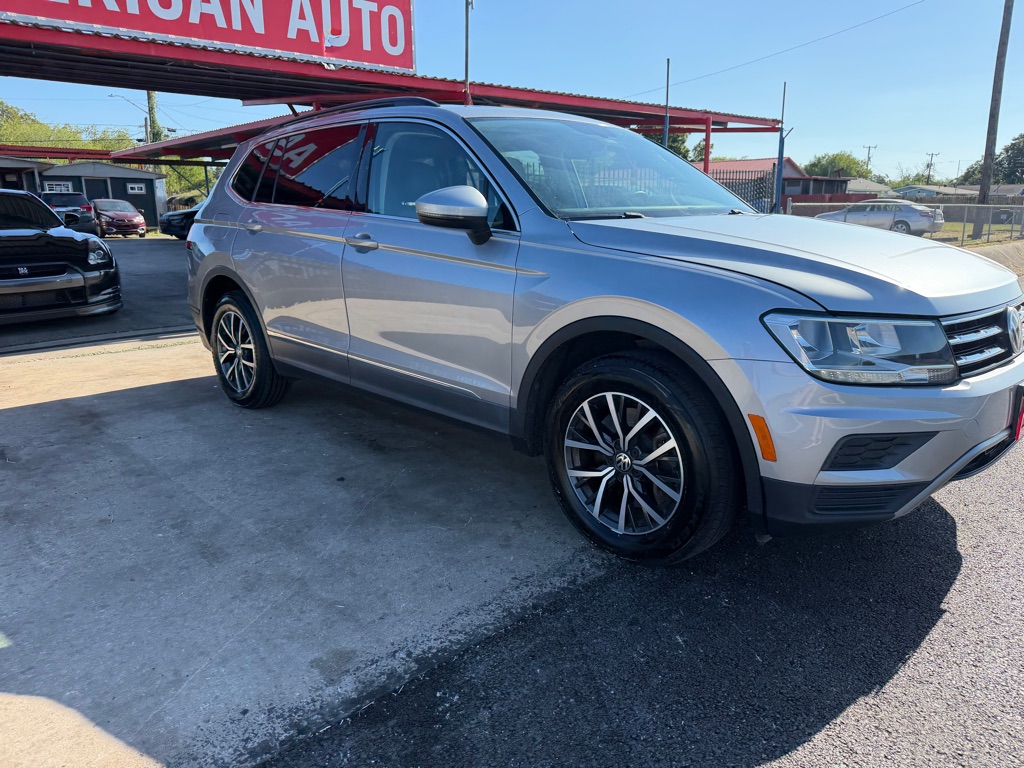Photo 28 of this VOLKSWAGEN TIGUAN