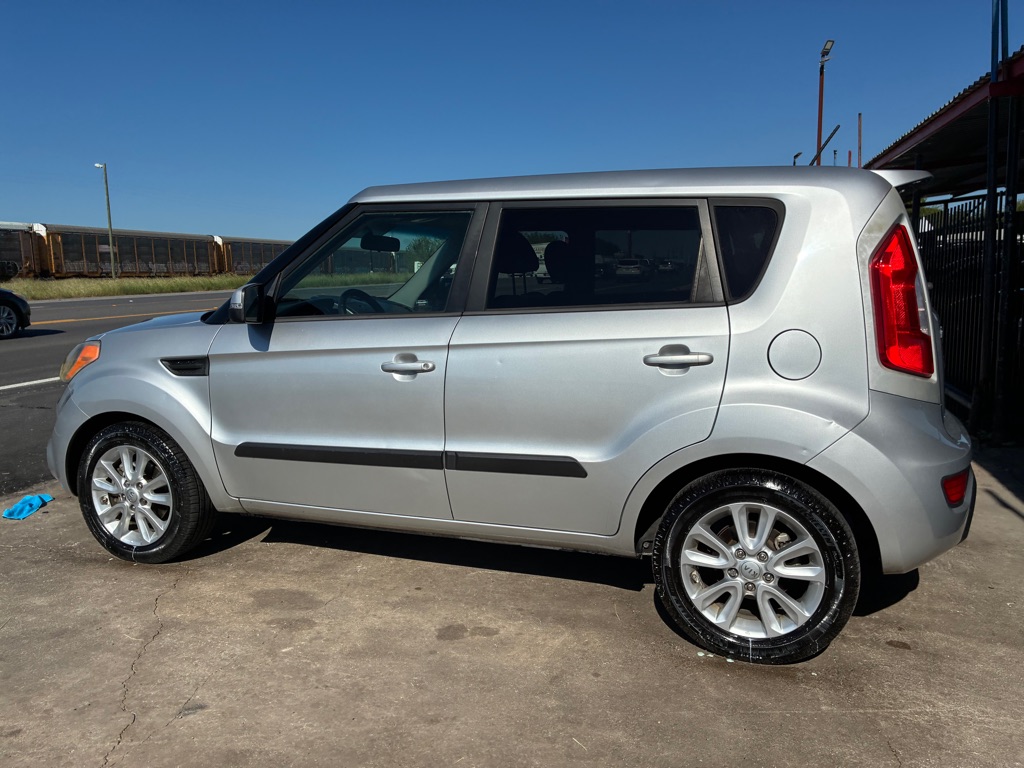 Photo 11 of this KIA SOUL