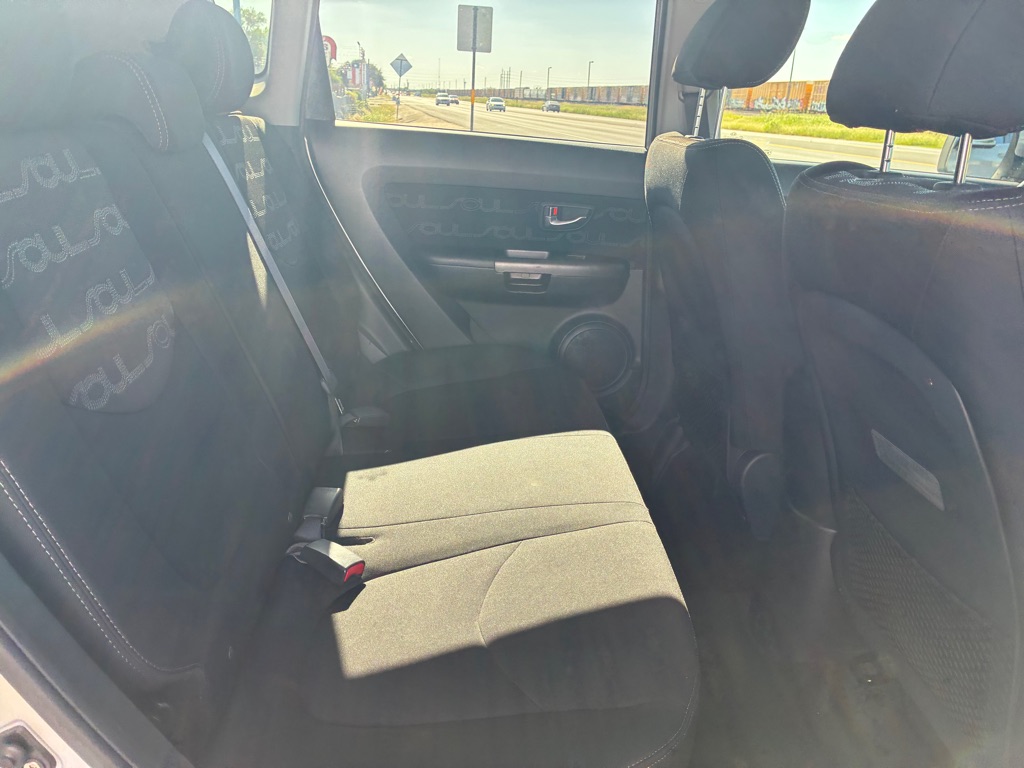 Photo 22 of this KIA SOUL