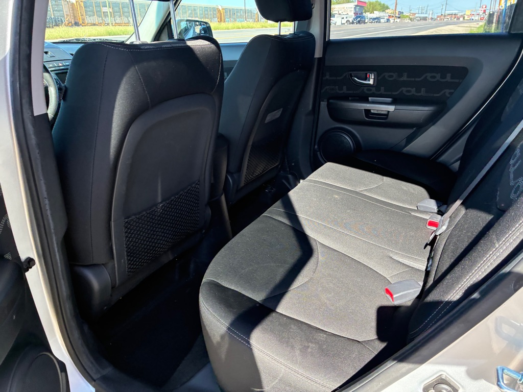 Photo 26 of this KIA SOUL
