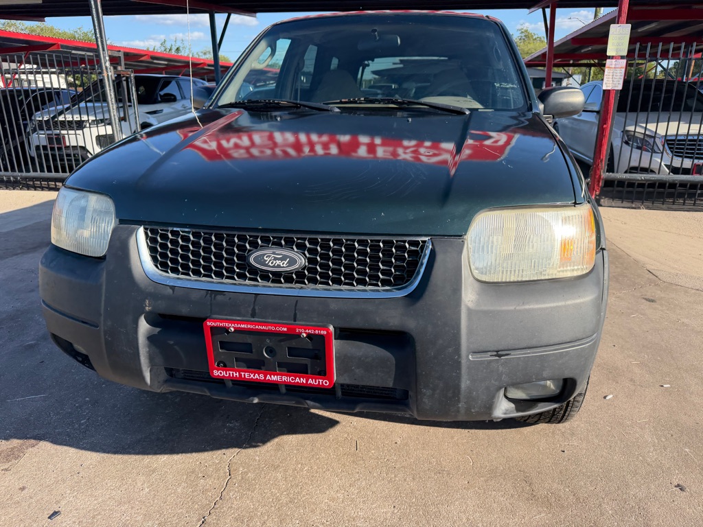 Photo 8 of this FORD ESCAPE
