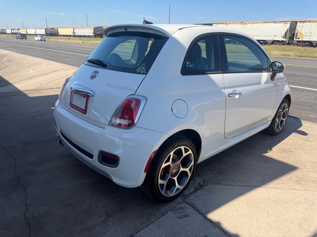 Photo 16 of this FIAT 500