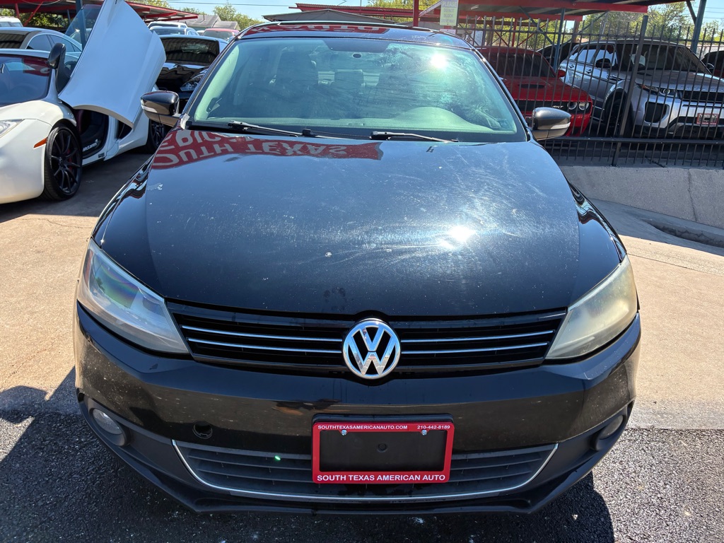 Photo 23 of this VOLKSWAGEN JETTA