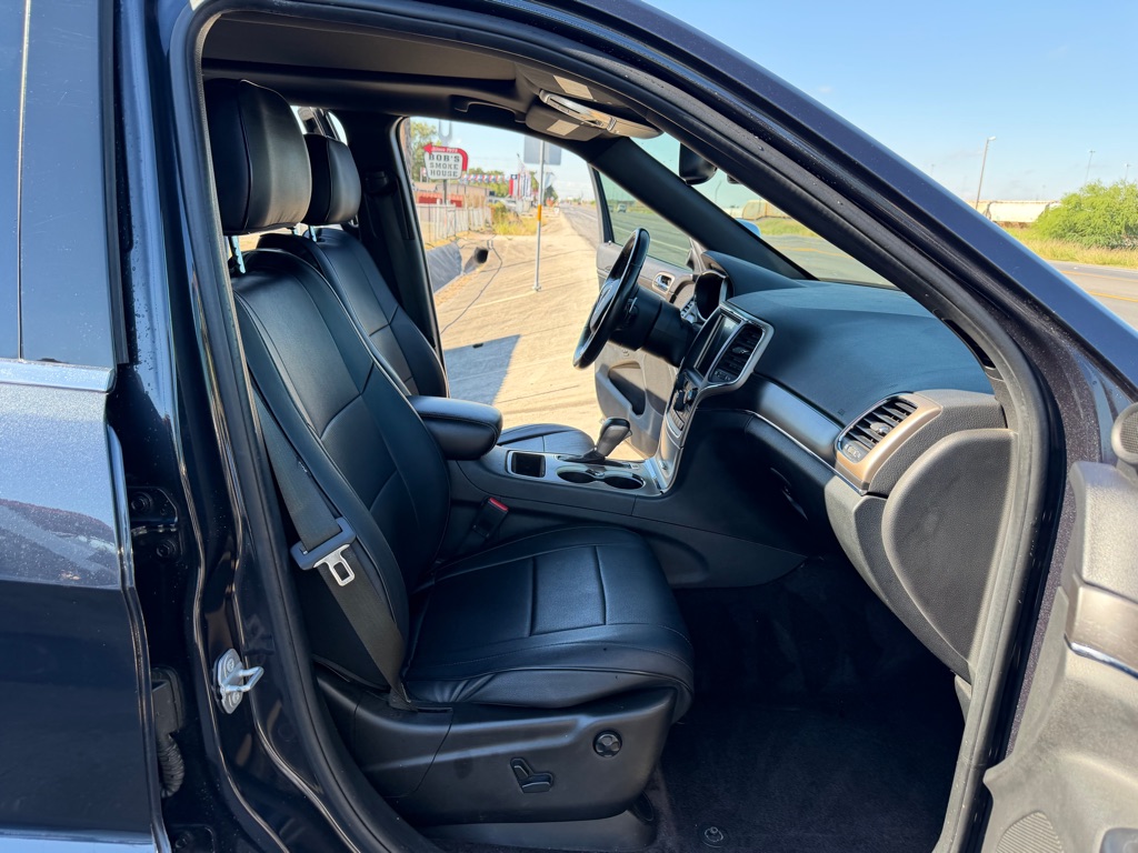 Photo 14 of this JEEP GRAND CHEROKEE