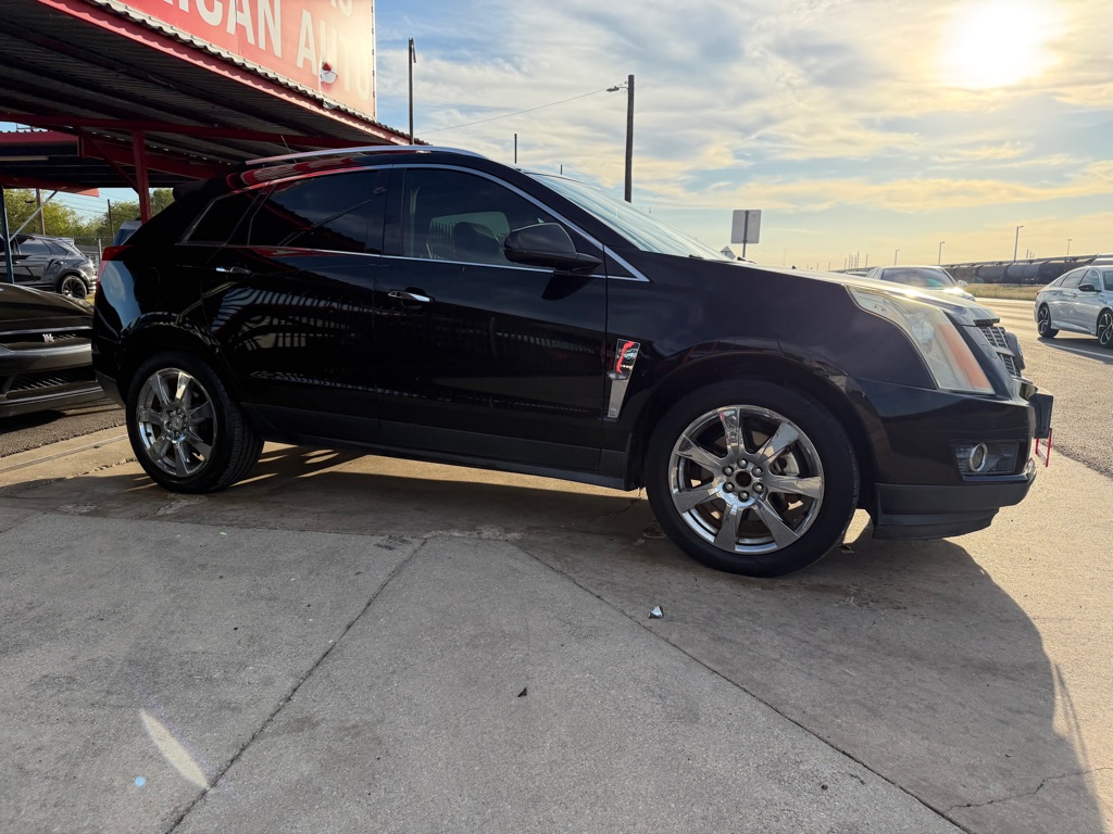Photo 7 of this CADILLAC SRX