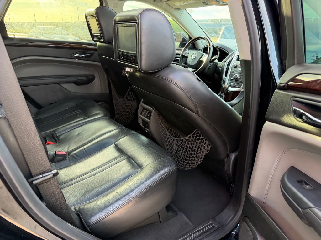 Photo 24 of this CADILLAC SRX