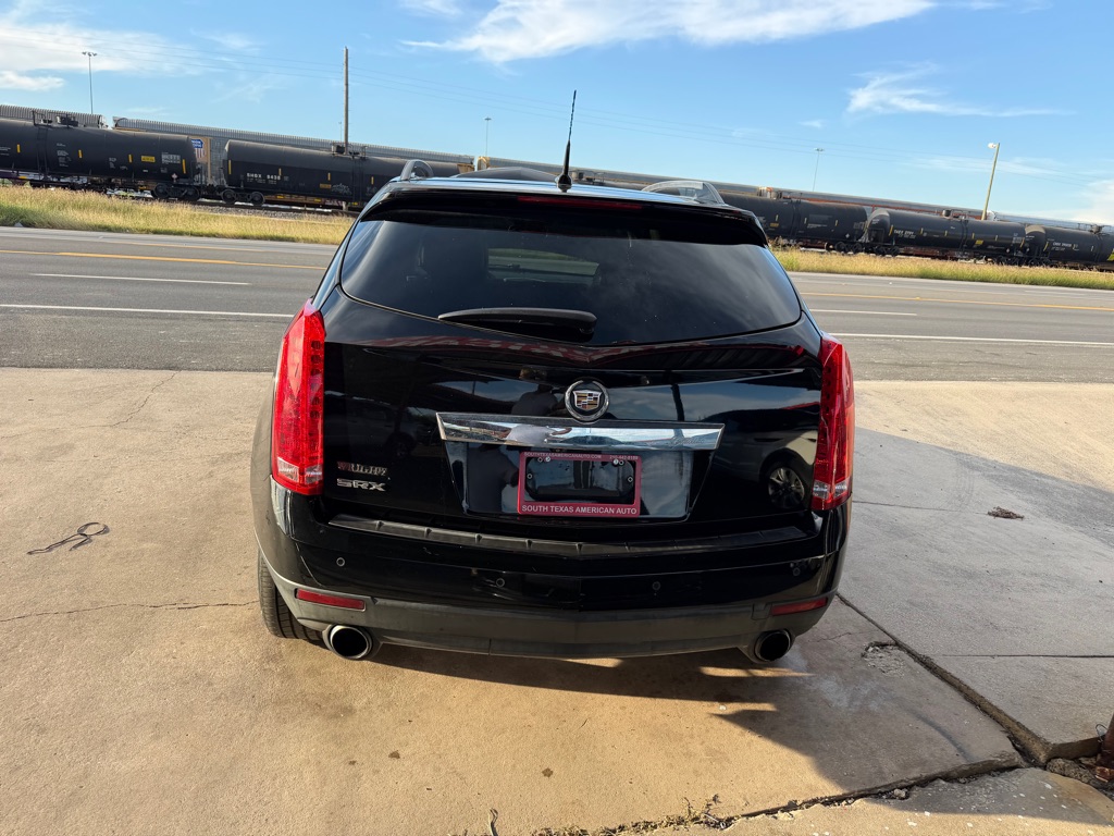 Photo 12 of this CADILLAC SRX