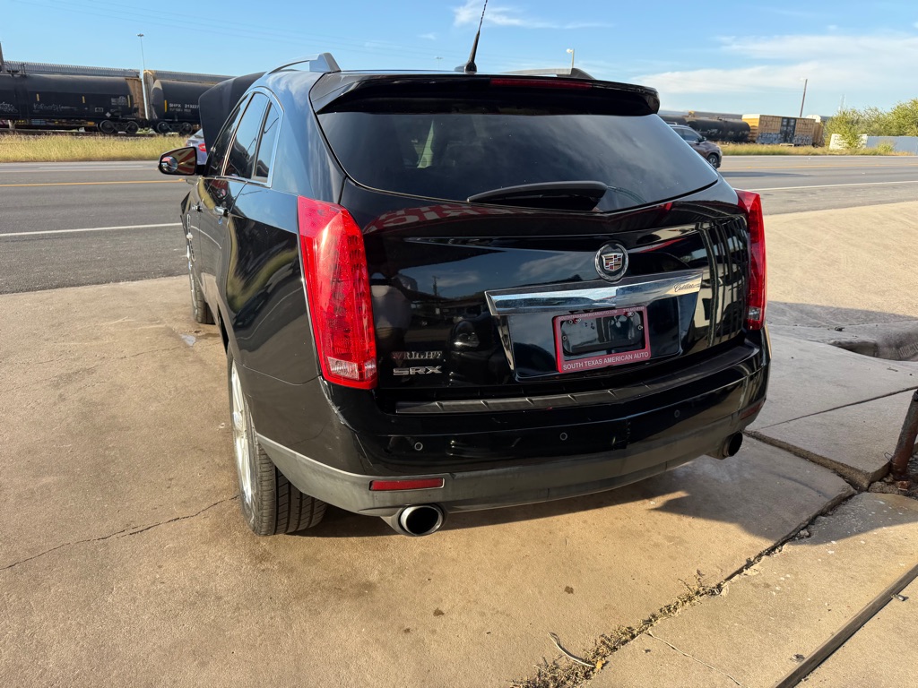 Photo 10 of this CADILLAC SRX