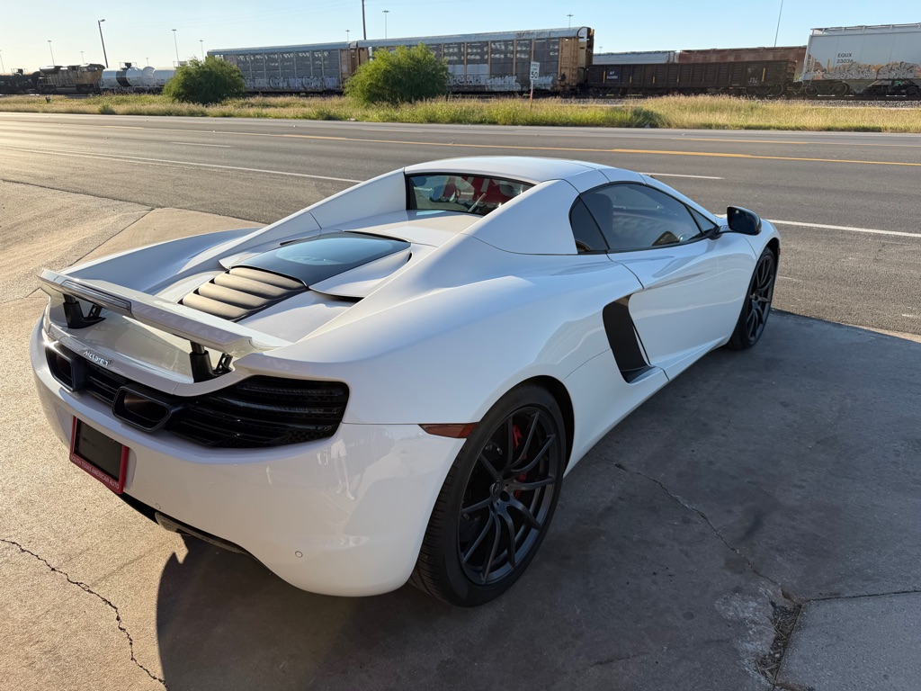 Photo 55 of this MCLAREN AUTOMOTIVE MP4-12C
