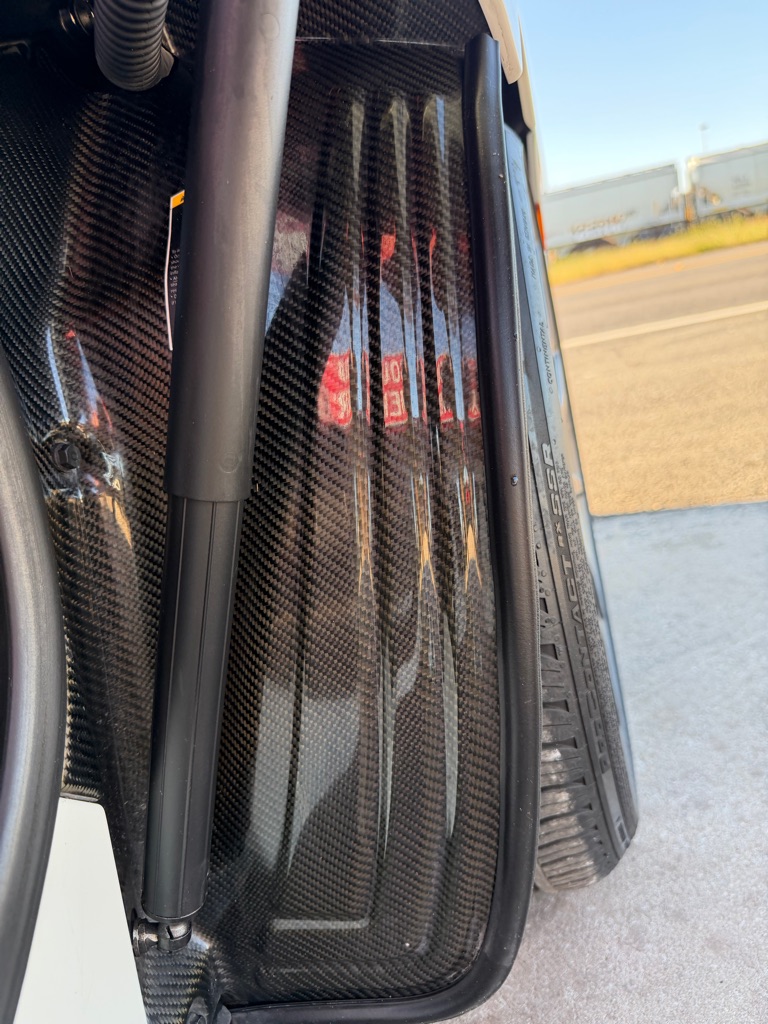 Photo 74 of this MCLAREN AUTOMOTIVE MP4-12C