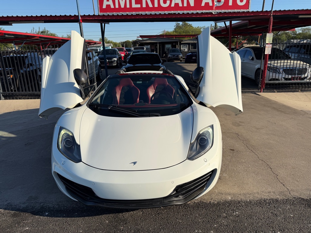 Photo 3 of this MCLAREN AUTOMOTIVE MP4-12C