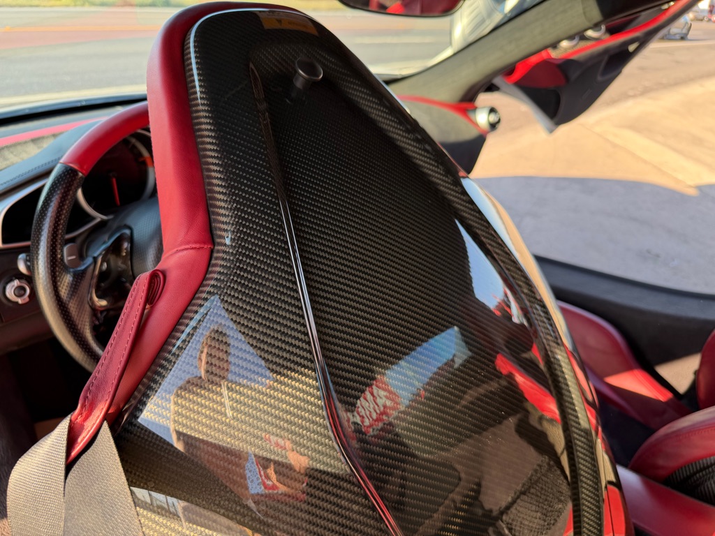 Photo 79 of this MCLAREN AUTOMOTIVE MP4-12C