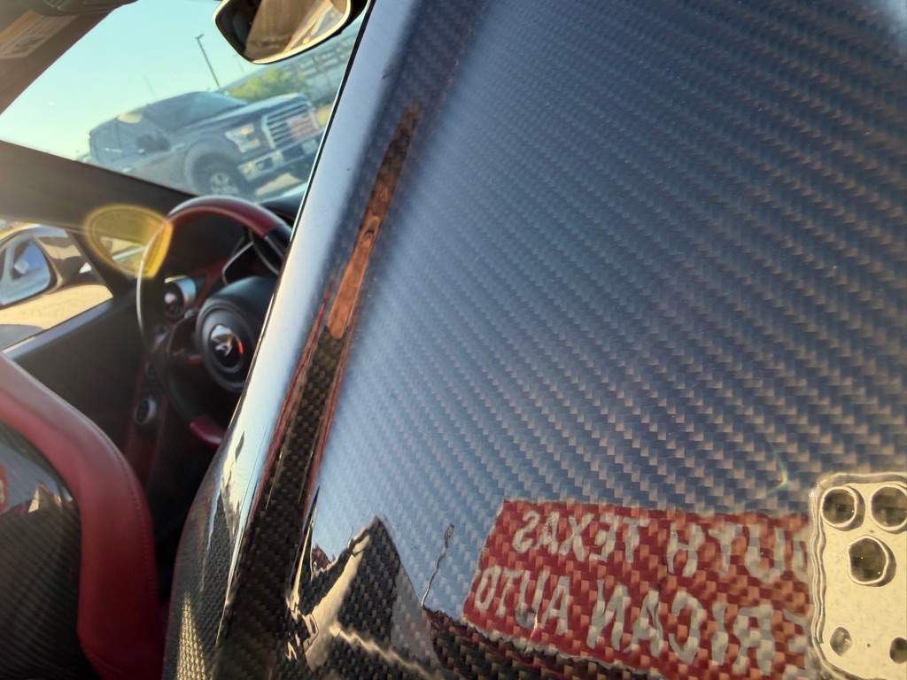 Photo 23 of this MCLAREN AUTOMOTIVE MP4-12C