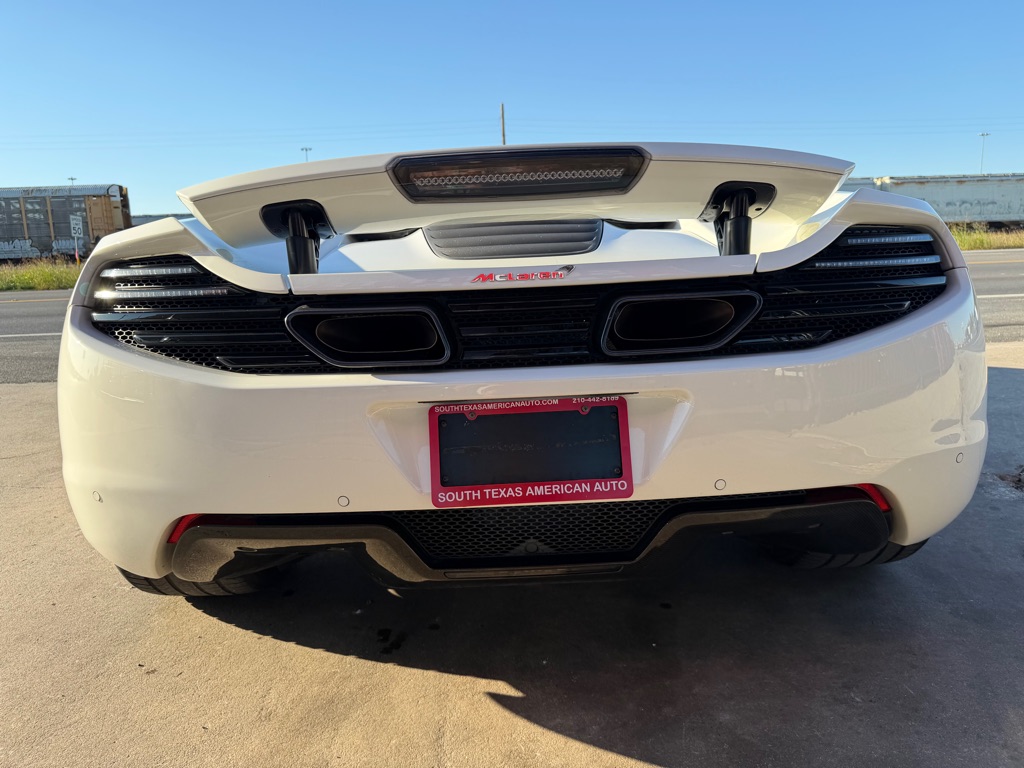 Photo 43 of this MCLAREN AUTOMOTIVE MP4-12C