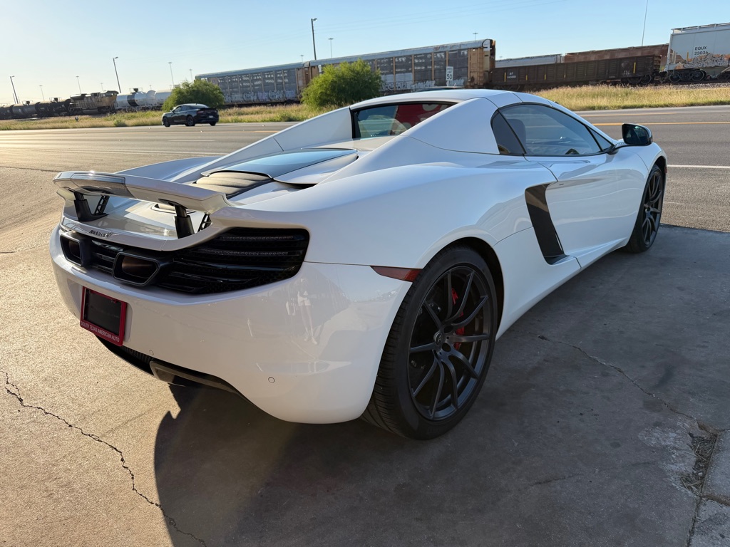 Photo 53 of this MCLAREN AUTOMOTIVE MP4-12C