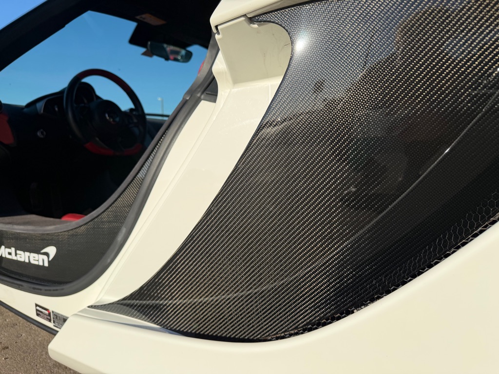 Photo 125 of this MCLAREN AUTOMOTIVE MP4-12C