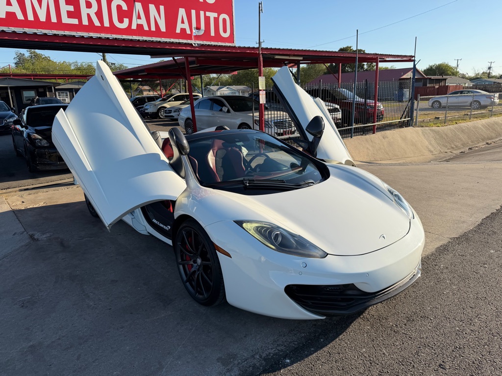 Photo 4 of this MCLAREN AUTOMOTIVE MP4-12C