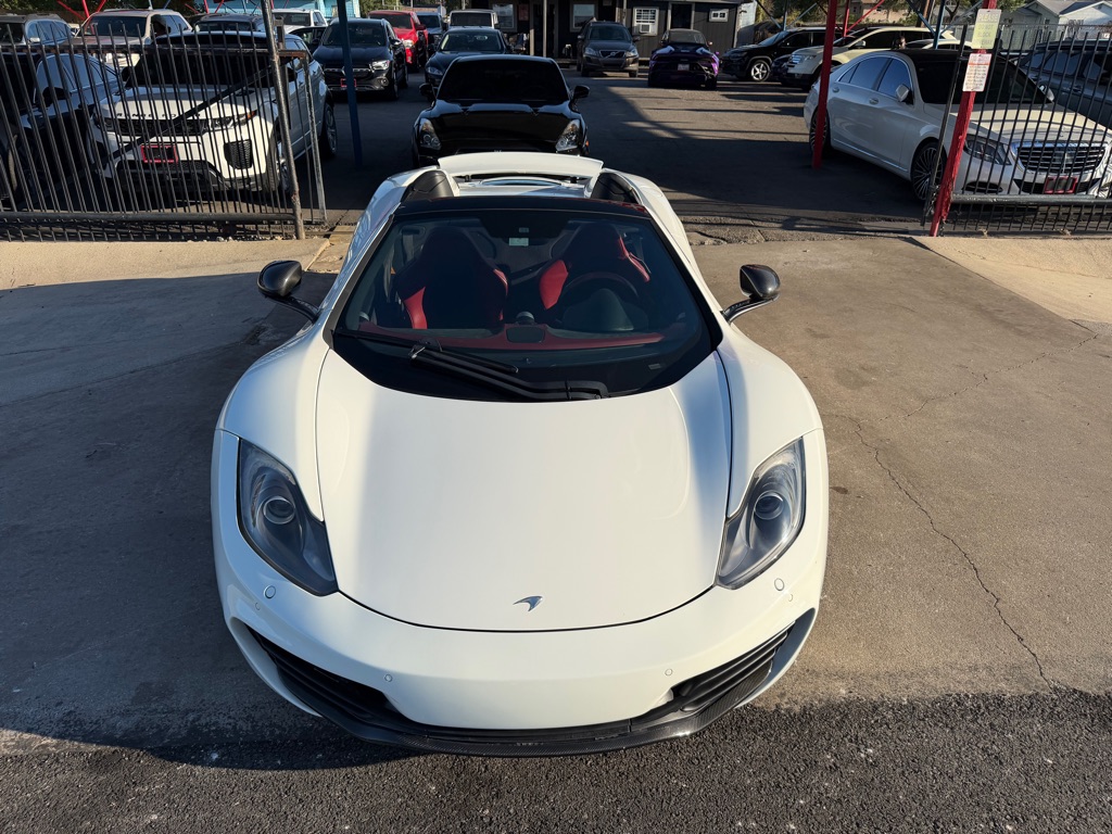 Photo 30 of this MCLAREN AUTOMOTIVE MP4-12C