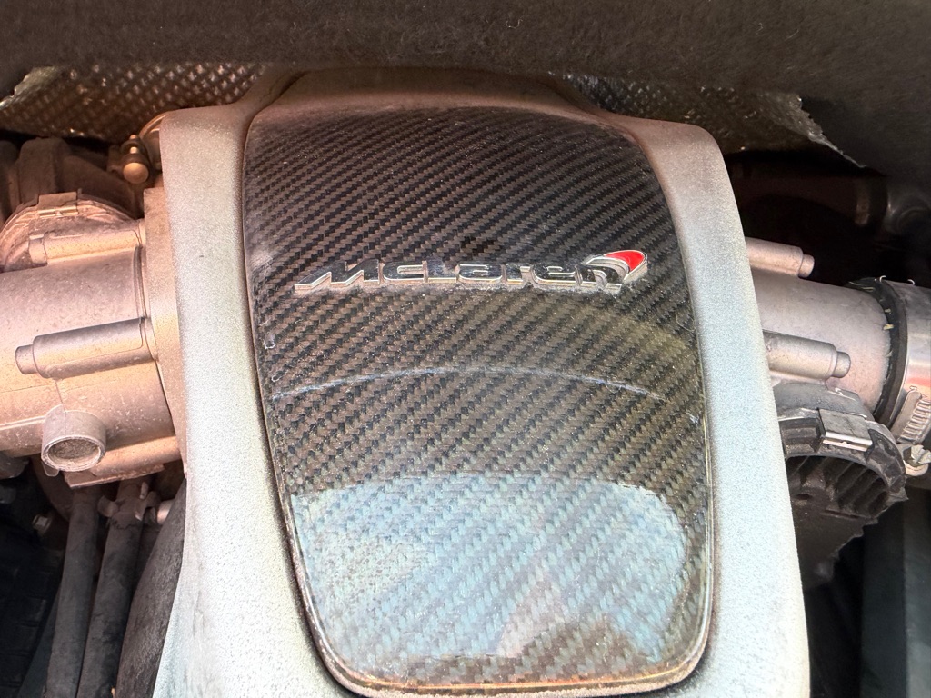Photo 104 of this MCLAREN AUTOMOTIVE MP4-12C