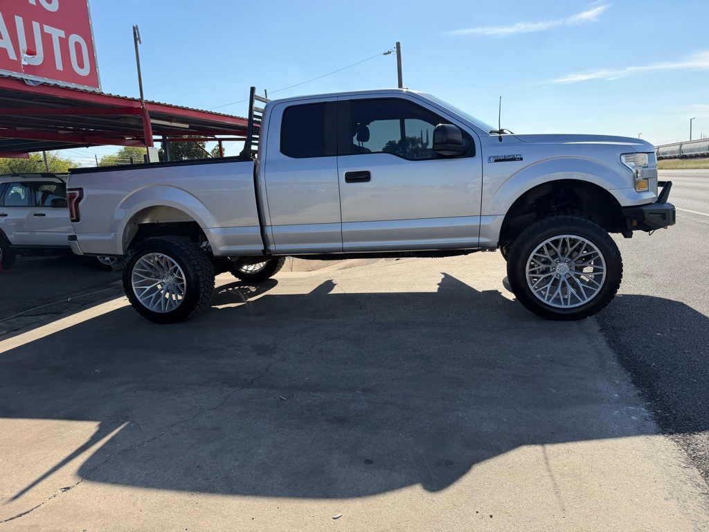 Photo 8 of this FORD F150