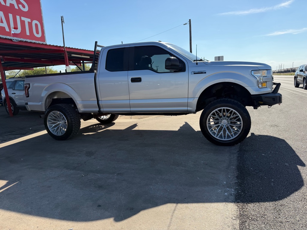Photo 9 of this FORD F150