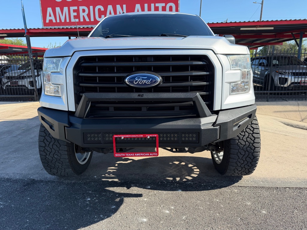 Photo 5 of this FORD F150