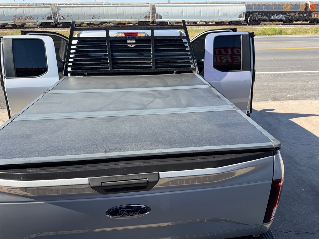 Photo 19 of this FORD F150