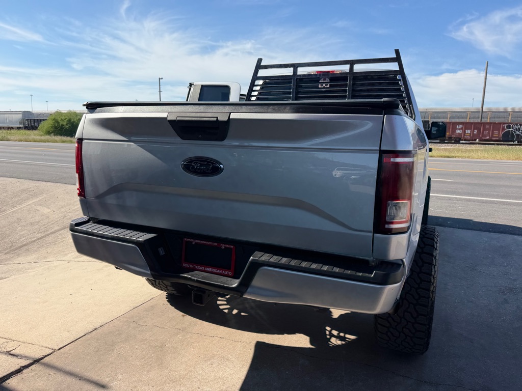 Photo 11 of this FORD F150