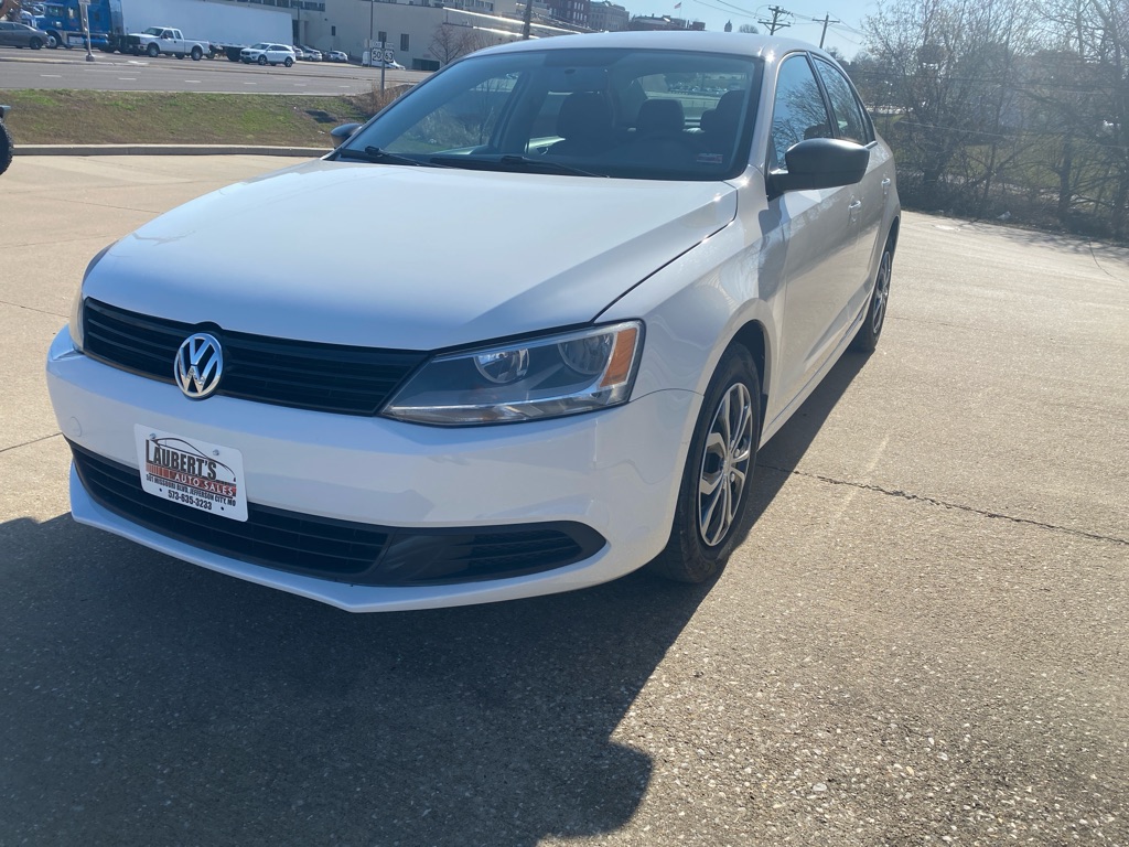 2012 VOLKSWAGEN JETTA in JEFFERSON CITY MO at LAUBERT'S AUTO SALES LLC