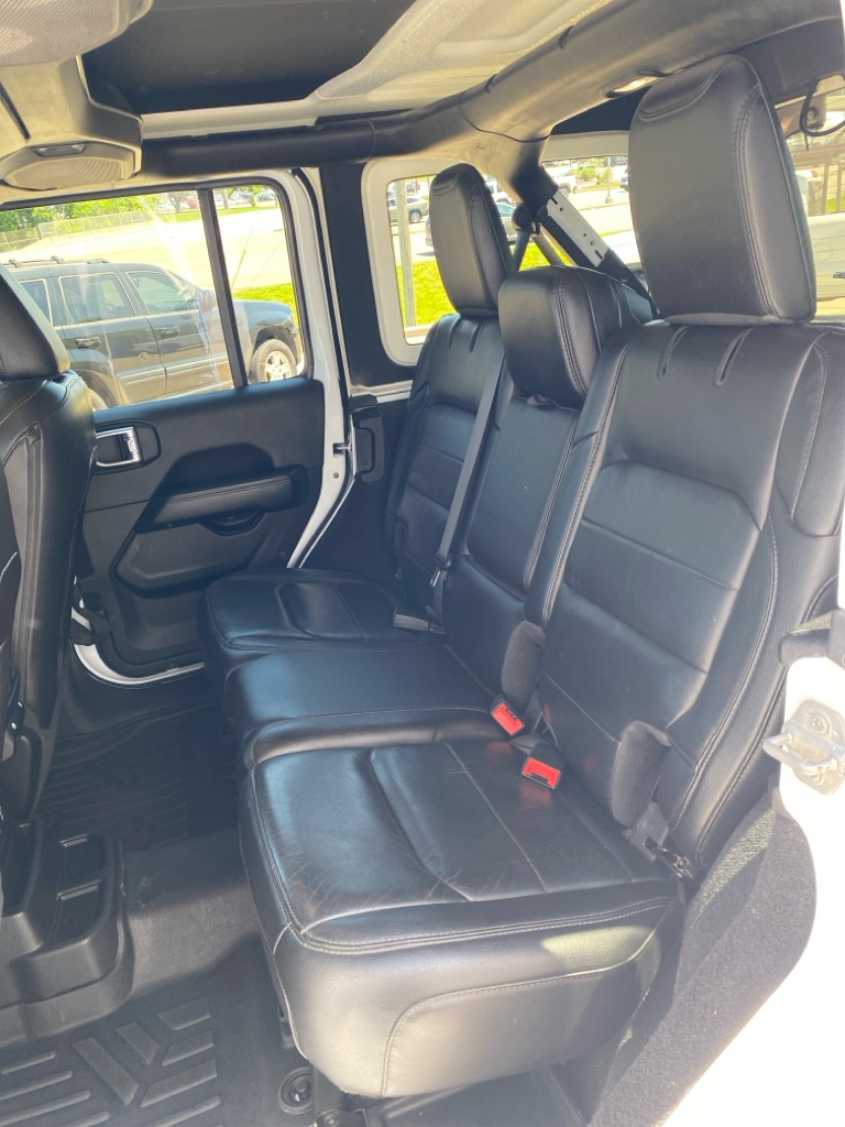 Photo 11 of this JEEP WRANGLER UNLIMI