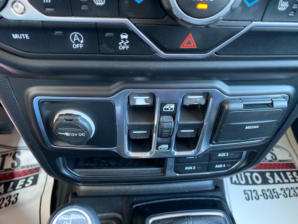 Photo 17 of this JEEP WRANGLER UNLIMI