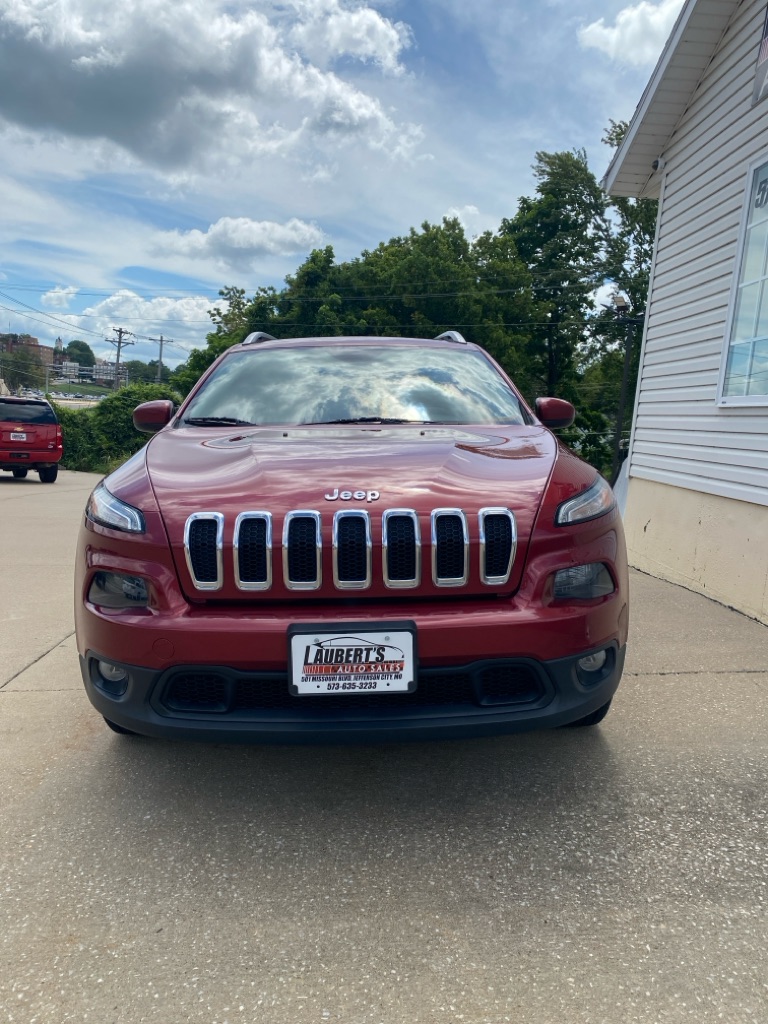 Photo 6 of this JEEP CHEROKEE