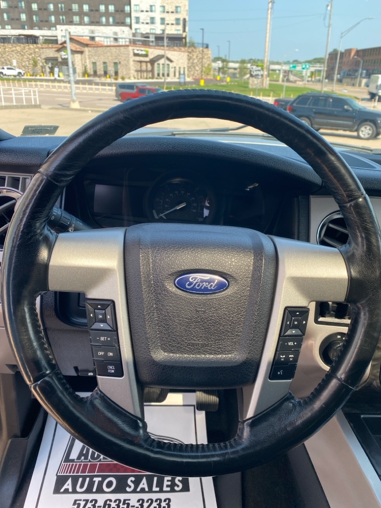Photo 18 of this FORD EXPEDITION