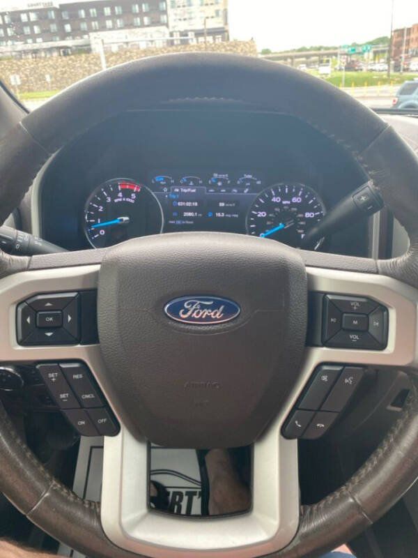 Photo 6 of this FORD F250