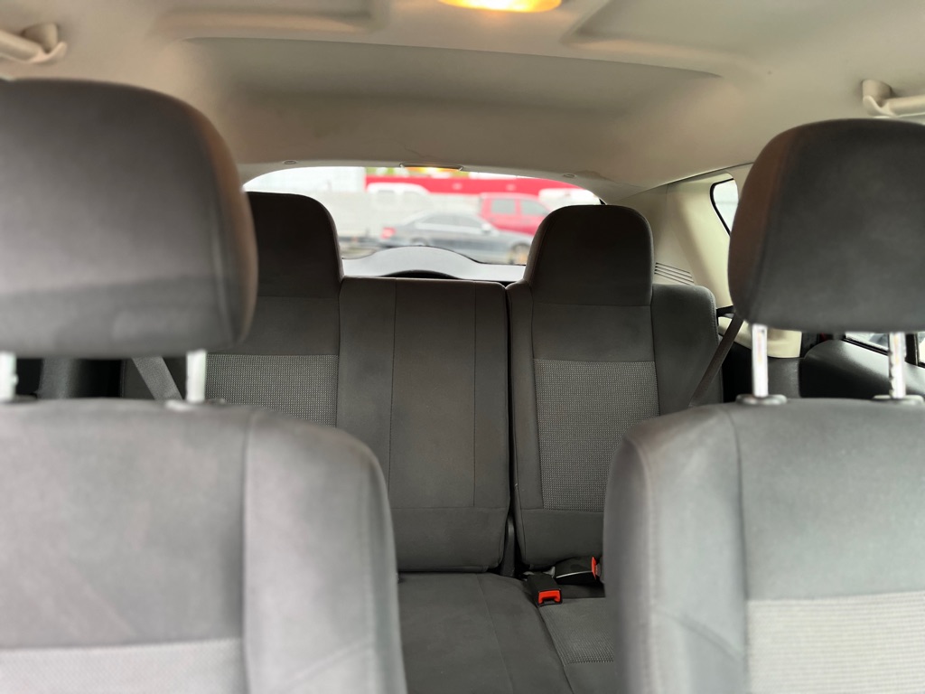 Photo 17 of this JEEP COMPASS