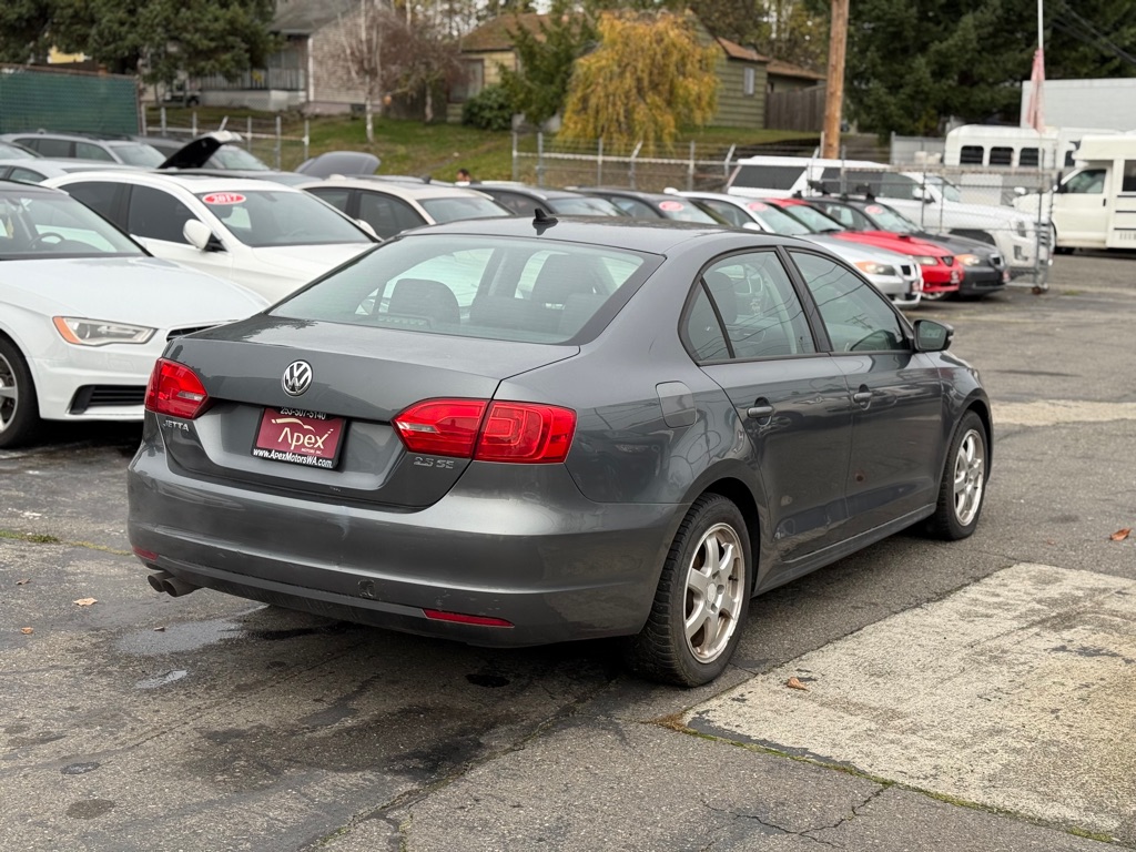Photo 4 of this VOLKSWAGEN JETTA